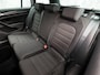 Volkswagen Golf Variant 2.0 TSI 4Motion R 310Pk Automaat (VIRTUAL COCKPIT, APPLE CARPLAY, GROOT NAVI, DYNAUDIO, SPORTSTOELEN, CAMERA, KEYLESS, ADAPTIVE CRUISE, NIEUWSTAAT)