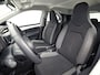 Toyota Aygo 1.0 VVT-i MT Play (APPLE CARPLAY, NAVIGATIE, ADAPTIVE CRUISE, SPORTSTOELEN, LANE ASSIST, CAMERA, NIEUWSTAAT)