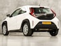Toyota Aygo 1.0 VVT-i MT Play (APPLE CARPLAY, NAVIGATIE, ADAPTIVE CRUISE, SPORTSTOELEN, LANE ASSIST, CAMERA, NIEUWSTAAT)