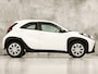 Toyota Aygo 1.0 VVT-i MT Play (APPLE CARPLAY, NAVIGATIE, ADAPTIVE CRUISE, SPORTSTOELEN, LANE ASSIST, CAMERA, NIEUWSTAAT)