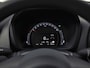 Toyota Aygo 1.0 VVT-i MT Play (APPLE CARPLAY, NAVIGATIE, ADAPTIVE CRUISE, SPORTSTOELEN, LANE ASSIST, CAMERA, NIEUWSTAAT)