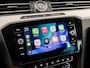 Volkswagen Passat Variant 1.5 TSI Highline Sportline 150Pk Automaat (VIRTUAL COCKPIT, APPLE CARPLAY, GROOT NAVI, CAMERA, LEDER/ALCANTARA, GETINT GLAS, KEYLESS, NIEUWSTAAT)