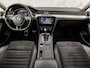 Volkswagen Passat Variant 1.5 TSI Highline Sportline 150Pk Automaat (VIRTUAL COCKPIT, APPLE CARPLAY, GROOT NAVI, CAMERA, LEDER/ALCANTARA, GETINT GLAS, KEYLESS, NIEUWSTAAT)