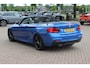 BMW 2-Serie Cabrio 220i High Exe. M Sport / 54.228 km/ NL Auto / Leder / CarPlay / Parkeerhulp V+A / 18'' / Windscherm / Sportstoelen / Stoelverwarming / DAB / Cruise Control