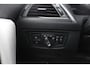 BMW 2-Serie Cabrio 220i High Exe. M Sport / 54.228 km/ NL Auto / Leder / CarPlay / Parkeerhulp V+A / 18'' / Windscherm / Sportstoelen / Stoelverwarming / DAB / Cruise Control