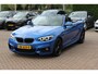 BMW 2-Serie Cabrio 220i High Exe. M Sport / 54.228 km/ NL Auto / Leder / CarPlay / Parkeerhulp V+A / 18'' / Windscherm / Sportstoelen / Stoelverwarming / DAB / Cruise Control
