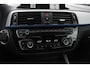 BMW 2-Serie Cabrio 220i High Exe. M Sport / 54.228 km/ NL Auto / Leder / CarPlay / Parkeerhulp V+A / 18'' / Windscherm / Sportstoelen / Stoelverwarming / DAB / Cruise Control