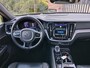 Volvo V60 2.0 T8 Plug-in hybrid AWD Ultimate Bright | Panoramadak | Trekhaak | Harman Kardon | NL-Auto | 455PK |
