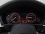 BMW 3-Serie 318i M Sport Automaat (PANORAMADAK, M PAKKET, GROOT NAVI, COGNAC LEDER, STOELVERWARMING, SPORTSTOELEN, VIRTUAL COCKPIT, PARKEERSENSOREN, GETINT GLAS, NIEUWSTAAT)