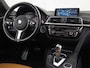 BMW 3-Serie 318i M Sport Automaat (PANORAMADAK, M PAKKET, GROOT NAVI, COGNAC LEDER, STOELVERWARMING, SPORTSTOELEN, VIRTUAL COCKPIT, PARKEERSENSOREN, GETINT GLAS, NIEUWSTAAT)