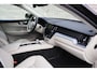 Volvo XC60 2.0 T8 Twin Engine AWD * TREKHAAK * PANORAMA DAK * LEER *
