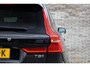 Volvo XC60 2.0 T8 Twin Engine AWD * TREKHAAK * PANORAMA DAK * LEER *