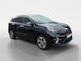 Kia Niro EV e-Niro DynamicPlusLine 64 kWh | SCHUIFDAK | TREKHAAK | NAVI | CAMERA | STUUR & STOELVERWARMING | ETC..
