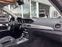 Mercedes-Benz C-klasse 180 Prestige Avantgarde | Automaat | Schuif/kanteldak | Trekhaak | Parkeersensoren
