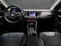 Kia Niro Hybrid 1.6 GDi DynamicLine [APPLE CARPLAY, ANDROID, CAMERA, CRUISE CONTROL, NAVIGATIE, PDC ACHTER, CLIMATE CONTROL, LED, BLUETOOTH, NIEUWSTAAT]