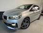 BMW 2-Serie Active Tourer 218i Executive Edition / AUTOMAAT / NAVIGATIE / TREKHAAK / HALF LEDER / HOGE ZIT / CRUISE / ECC/ NL-AUTO