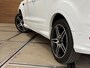 Ford Kuga 1.5 EcoBoost ST Line | 150 PK | Winterpakket | Handgeschakeld | Panoramadak | 19" | Navigatie
