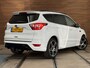 Ford Kuga 1.5 EcoBoost ST Line | 150 PK | Winterpakket | Handgeschakeld | Panoramadak | 19" | Navigatie