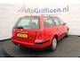 Volkswagen Passat Variant 1.6 nette stationcar met trekhaak met nieuwe APK bij aflevering