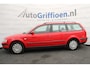 Volkswagen Passat Variant 1.6 nette stationcar met trekhaak met nieuwe APK bij aflevering