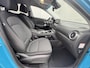 Hyundai Kona Electric EV Comfort Smart 39 kWh / Fabrieksgarantie tot 05-2027 / Dealer onderhouden / Accu SoH 99% / CCS snel laden / Navigatie / Apple Carplay Android / Stuur- en stoelverwarming /