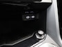 Volkswagen T-Roc 1.0 TSI Life 110 PK| Origineel Nederlands | Climatronic | Parkeersensoren | Apple Carplay | Android Auto | Digitale Cockpit | Inklapbare Buitenspiegels