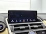 Lexus NX 300h AWD Luxury Line Limited | Schuif - / kanteldak | Fietsendragerbeugel |