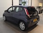 Toyota Aygo 1.0 VVT-i x-play - Airco - Achteruitrijcamera