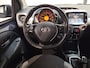 Toyota Aygo 1.0 VVT-i x-play - Airco - Achteruitrijcamera