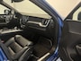 Volvo XC60 2.0 T8 Twin Engine AWD R-Design | PANO | LUCHTVERING | TREKHAAK | 360 CAMERA | HEAD-UP | LEDER |