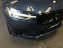 Volvo XC60 2.0 T8 Twin Engine AWD R-Design | PANO | LUCHTVERING | TREKHAAK | 360 CAMERA | HEAD-UP | LEDER |
