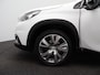 Peugeot 2008 1.2 PureTech Allure Panormadak | Parkeersenoren | Camera | Navigatie | Climat Control | Cruise Control | 17" Lichtmetalen Velgen