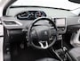 Peugeot 2008 1.2 PureTech Allure Panormadak | Parkeersenoren | Camera | Navigatie | Climat Control | Cruise Control | 17" Lichtmetalen Velgen