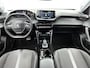 Peugeot e-2008 EV 136pk Allure 50 kWh Automaat | Navigatie | Achteruitrijcamera | 3D Cockpit | Climate Control | Cruise Control | Parkeersensoren | Apple CarPlay/Android Auto | DAB+ radio | Elektrisch inklapbare spiegels | Donker getint glas | 17"LMV |