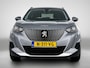 Peugeot e-2008 EV 136pk Allure 50 kWh Automaat | Navigatie | Achteruitrijcamera | 3D Cockpit | Climate Control | Cruise Control | Parkeersensoren | Apple CarPlay/Android Auto | DAB+ radio | Elektrisch inklapbare spiegels | Donker getint glas | 17"LMV |