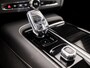 Volvo V90 2.0 T6 Plug-in hybrid AWD Ultimate Dark 350Pk Automaat (SOH 96,9%, PANORAMADAK, HARMAN/KARDON, LUCHTVERING, MEMORY SEATS, 360 CAMERA, HEAD-UP DISPLAY, STUUR/STOELVERWARMING, ZWART HEMEL, NIEUWSTAAT)