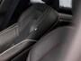 Volvo V90 2.0 T6 Plug-in hybrid AWD Ultimate Dark 350Pk Automaat (SOH 96,9%, PANORAMADAK, HARMAN/KARDON, LUCHTVERING, MEMORY SEATS, 360 CAMERA, HEAD-UP DISPLAY, STUUR/STOELVERWARMING, ZWART HEMEL, NIEUWSTAAT)