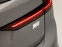 Volvo V90 2.0 T6 Plug-in hybrid AWD Ultimate Dark 350Pk Automaat (SOH 96,9%, PANORAMADAK, HARMAN/KARDON, LUCHTVERING, MEMORY SEATS, 360 CAMERA, HEAD-UP DISPLAY, STUUR/STOELVERWARMING, ZWART HEMEL, NIEUWSTAAT)
