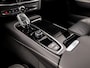 Volvo V90 2.0 T6 Plug-in hybrid AWD Ultimate Dark 350Pk Automaat (PANORAMADAK, HARMAN/KARDON, LUCHTVERING, MEMORY SEATS, 360 CAMERA, HEAD-UP DISPLAY, STUUR/STOELVERWARMING, ZWART HEMEL, NIEUWSTAAT)