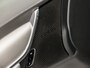 Volvo V90 2.0 T6 Plug-in hybrid AWD Ultimate Dark 350Pk Automaat (SOH 96,9%, PANORAMADAK, HARMAN/KARDON, LUCHTVERING, MEMORY SEATS, 360 CAMERA, HEAD-UP DISPLAY, STUUR/STOELVERWARMING, ZWART HEMEL, NIEUWSTAAT)