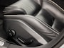 Volvo V90 2.0 T6 Plug-in hybrid AWD Ultimate Dark 350Pk Automaat (PANORAMADAK, HARMAN/KARDON, LUCHTVERING, MEMORY SEATS, 360 CAMERA, HEAD-UP DISPLAY, STUUR/STOELVERWARMING, ZWART HEMEL, NIEUWSTAAT)