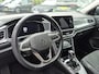 Volkswagen T-Roc 1.5 TSI R-Line 150 PK DSG/AUTO | Trekhaak afneembaar | Achteruitrijcamera | Parkeer assistent | Keyless | App connect | Stoelverw | Cruise control adapt | Navi | LED | DAB | 17"LMV