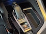 Peugeot 5008 1.2 PureTech Blue Lease Executive | Automaat | 7 Persoons | Navigatie | Leer |