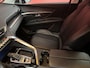 Peugeot 5008 1.2 PureTech Blue Lease Executive | Automaat | 7 Persoons | Navigatie | Leer |
