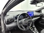 Toyota Yaris 1.5 Hybrid 130 Executive | BTW voertuig | Dealer onderhouden | Dodehoek detectie | Stoel+stuurverwarming | Parkeersensoren voor+achter | Draadloze telefoonlader | Navigatie | Apple CarPlay/Android Auto |