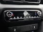 Toyota Yaris 1.5 Hybrid 130 Executive | BTW voertuig | Dealer onderhouden | Dodehoek detectie | Stoel+stuurverwarming | Parkeersensoren voor+achter | Draadloze telefoonlader | Navigatie | Apple CarPlay/Android Auto |