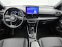 Toyota Yaris 1.5 Hybrid 130 Executive | BTW voertuig | Dealer onderhouden | Dodehoek detectie | Stoel+stuurverwarming | Parkeersensoren voor+achter | Draadloze telefoonlader | Navigatie | Apple CarPlay/Android Auto |