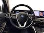 BMW 3-Serie Touring 330e I Facelift I Adaptive Cruise I Leder I Elek. Achterklep I Stoelverwarming I Camera I