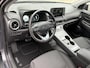 Hyundai Kona Electric EV Fashion 39 kWh / 3 fase laden / SOH 100% / Fabrieksgarantie accu t/m 05-2030 / Dealer Onderhouden / All-Season Banden / Stuur-/Stoelverwarming / Navigatie via Apple Carplay/Android Auto / Achteruitrijcamera /