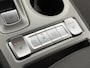 Hyundai Kona Electric EV Fashion 39 kWh / 3 fase laden / SOH 100% / Fabrieksgarantie accu t/m 05-2030 / Dealer Onderhouden / All-Season Banden / Stuur-/Stoelverwarming / Navigatie via Apple Carplay/Android Auto / Achteruitrijcamera /